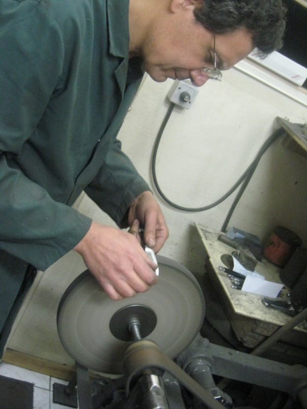 Knife Sharpening in Elsternwick and Ripponlea Elsternwick and